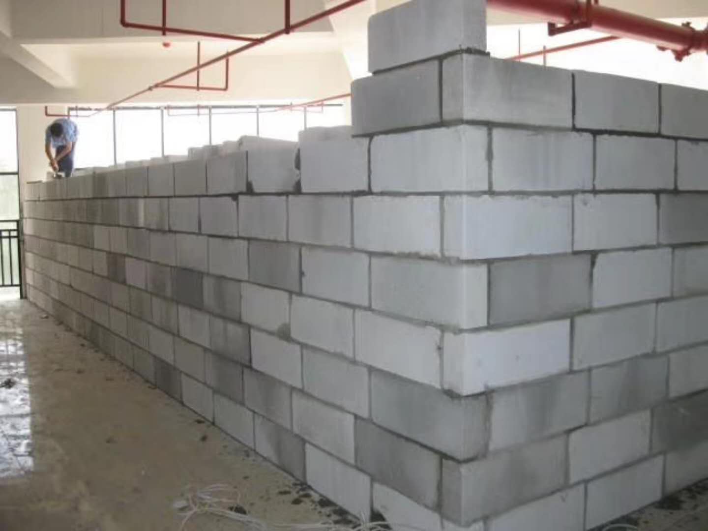 五莲蒸压加气混凝土砌块承重墙静力和抗震性能的研究